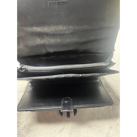Steve Madden BDiego Sporty Athletic-Inspired Crossbody in Black -‎ NEW With Tags - Picture 8 of 8